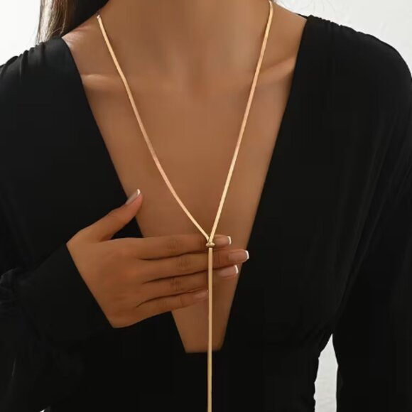 18k Gold Plated Stainless Steel Y-Shaped Chain Necklace - Picture 2 of 6